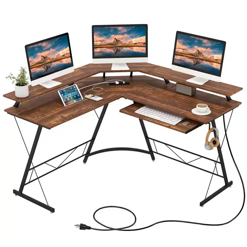 Bureau d'ordinateur en L